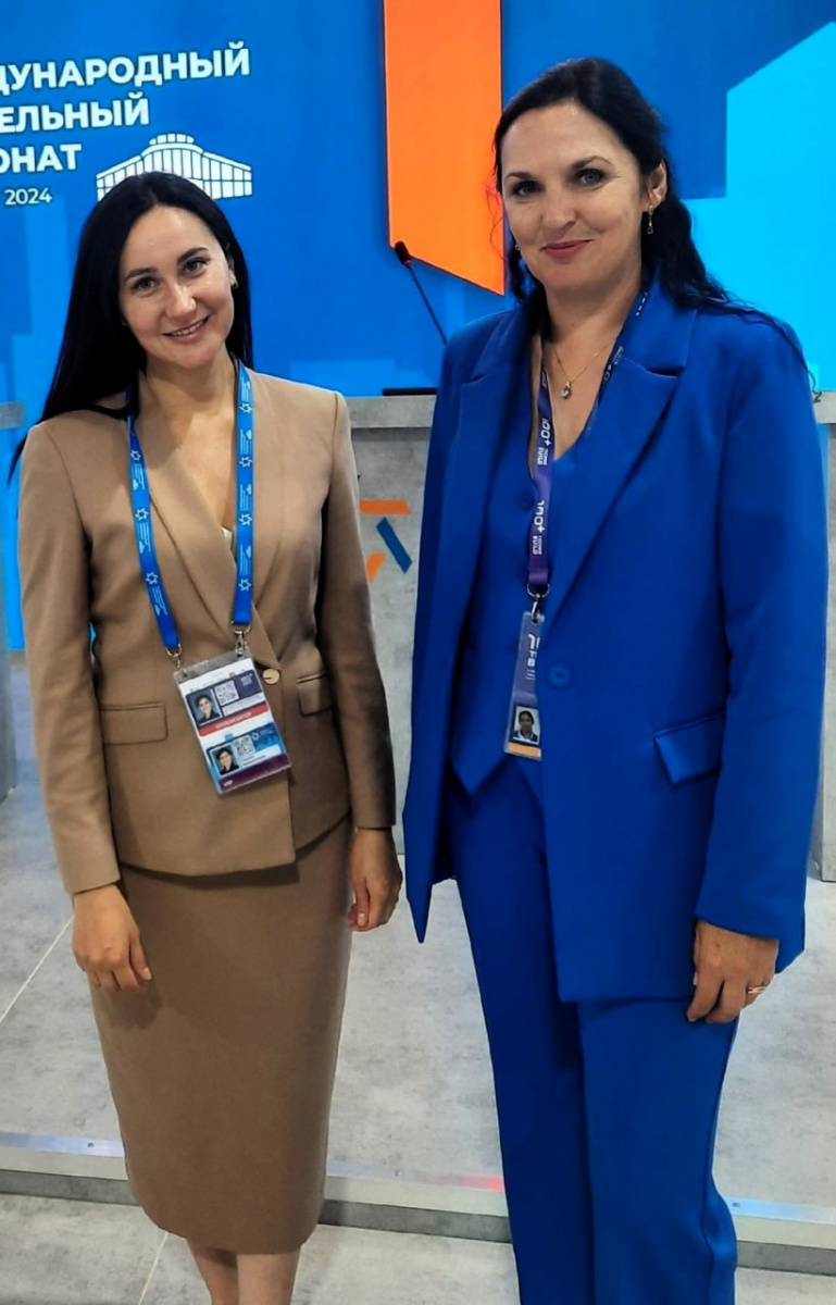 Елена Лозовая встретилась с советником главы министерства строительства
